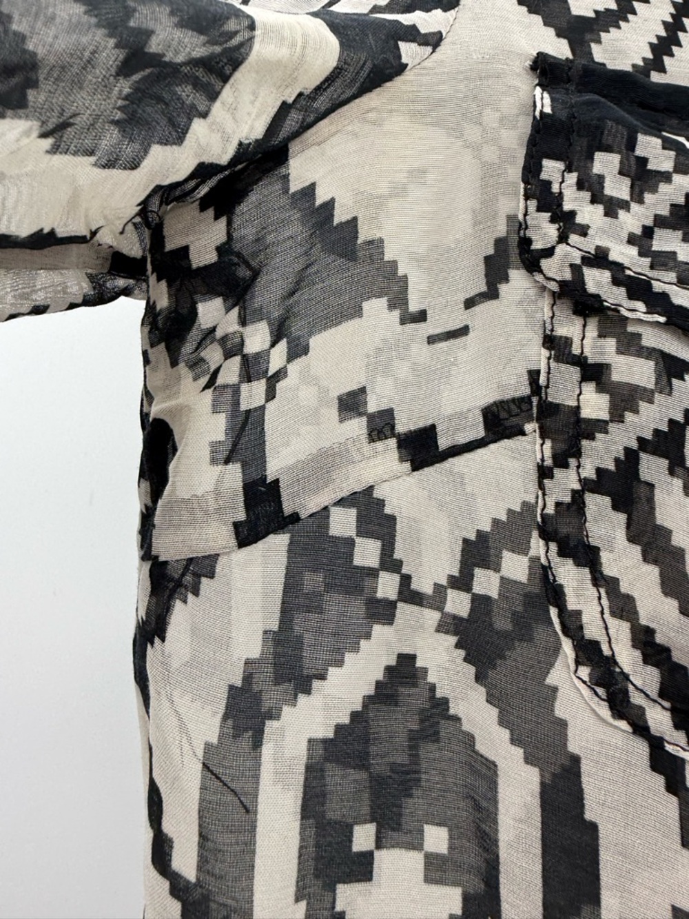 An original Milly of New York geometric print silk blend blouse size 4 - Picture 11 of 14